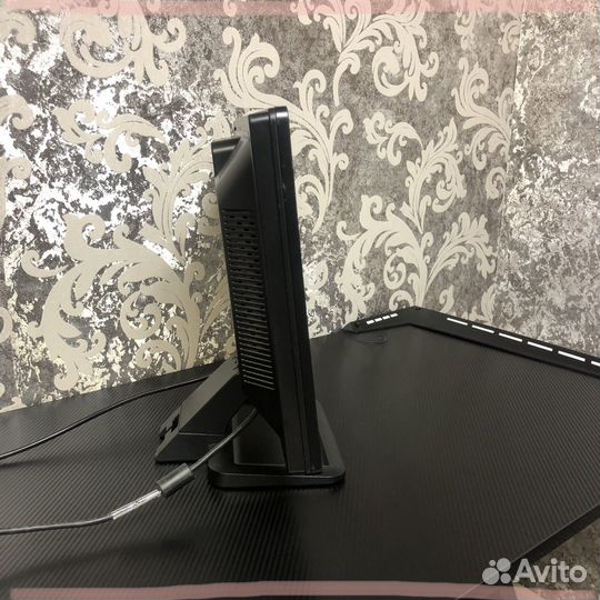 Рабочий монитор HP/19 дюймов/HD/VGA