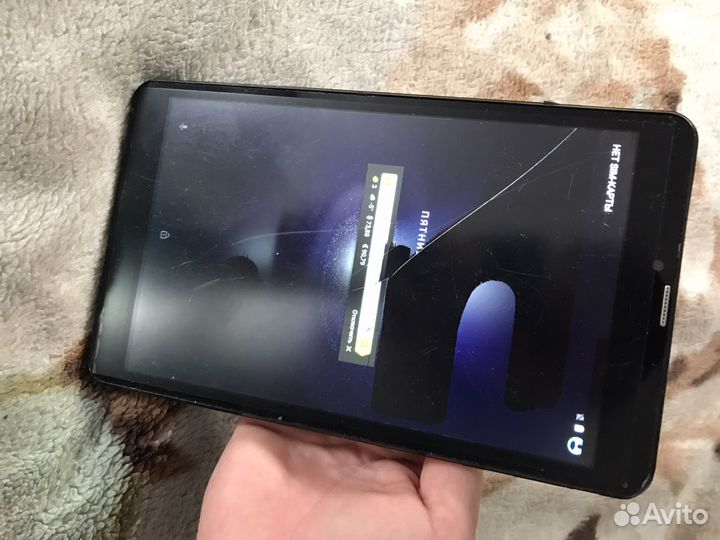 Планшет supra