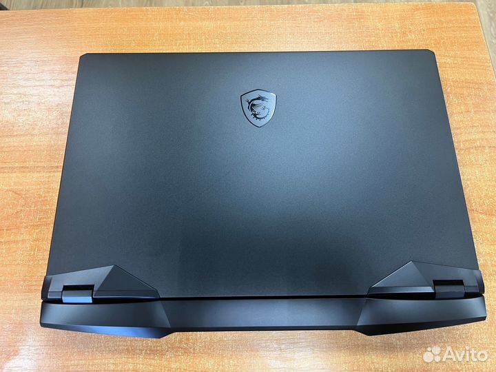 Игровой ноутбук Msi i7-11800h + RTX 3080 8Gb