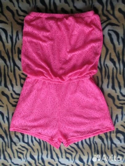 Женский ярко-розовый кружевной полукомбинезон