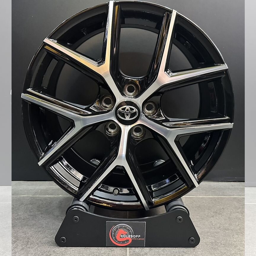 Литые диски FR Replica TY222 7.5×R18 5×114.3