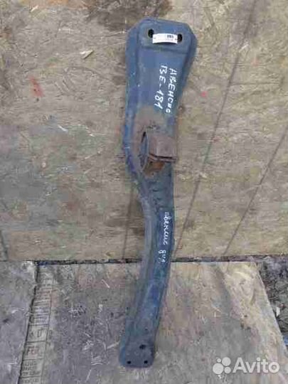 Балка передняя Toyota Avensis 1 T220