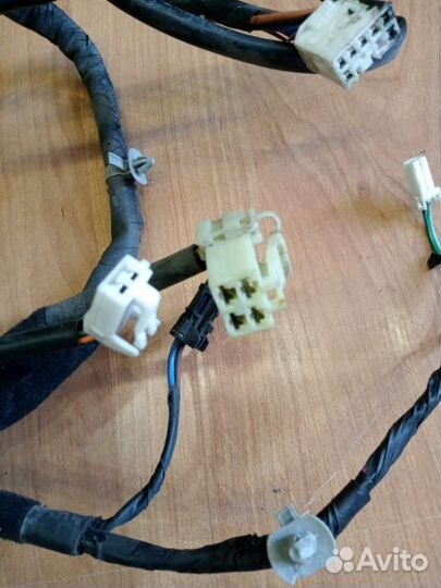 Проводка (коса) двери передняя правая Hyundai