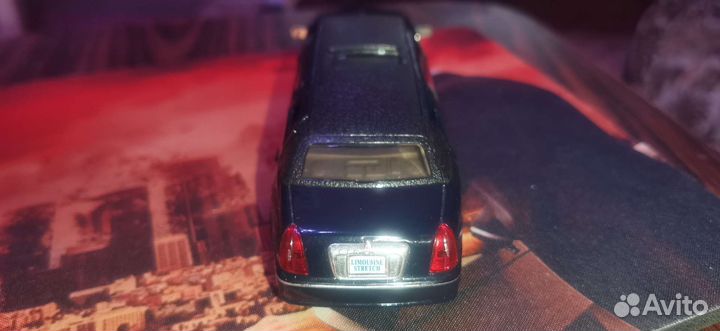 Коллекционные модель лимузин линкольн 1:38