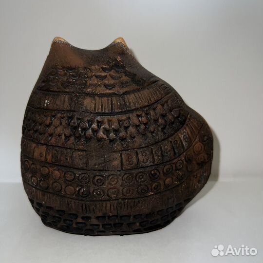 Кот из глины сувенир