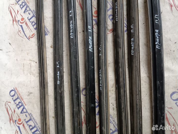 Молдинг стекла двери ваз (LADA) Priora I (2007—201