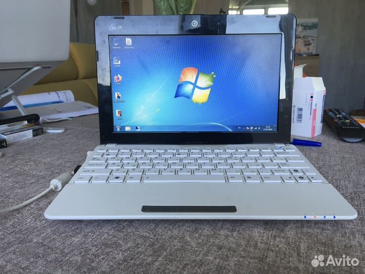 Нетбук Asus eee pc 1011px