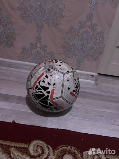 Фурбольный мяч nike