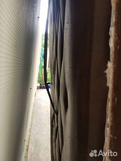 Дверь входная уличная бу