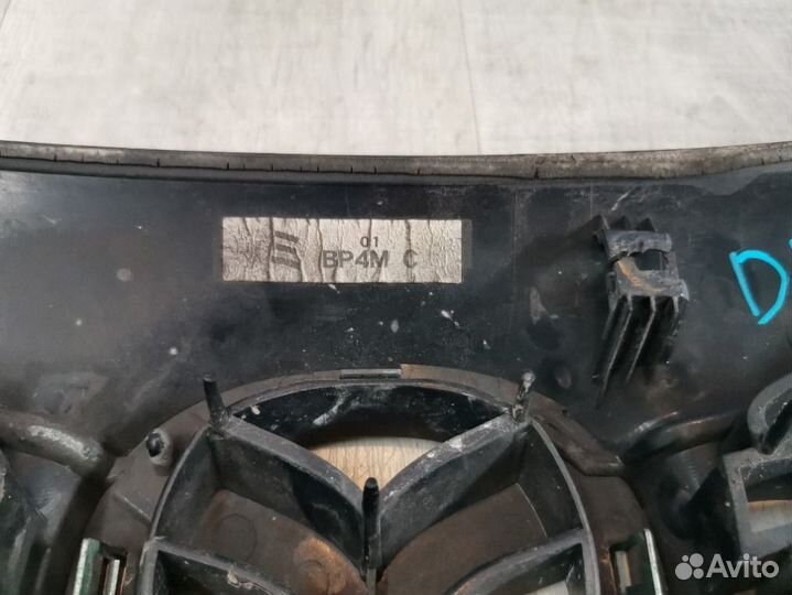 Решетка радиатора Mazda 3 BK 1.6 Z6 2006