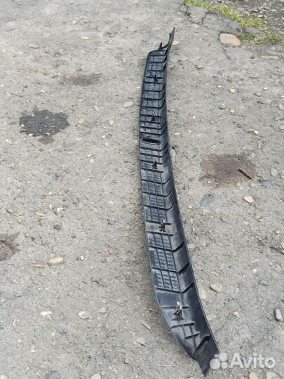 Накладка в багажник Mark II 90