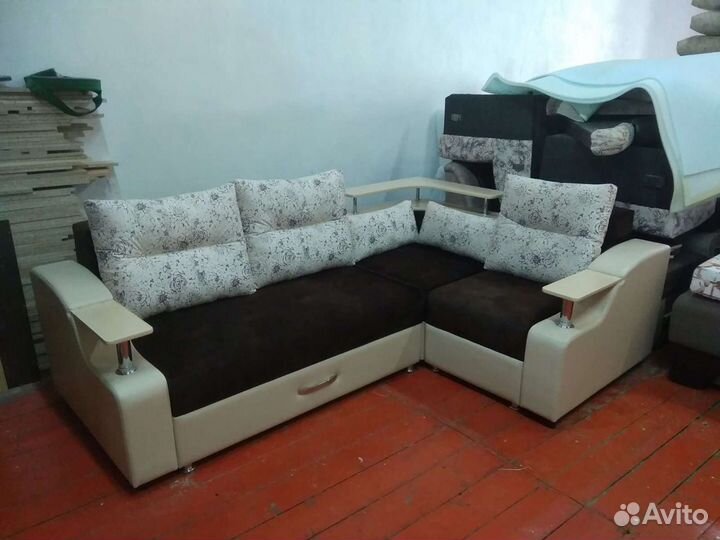 Угловые диваны
