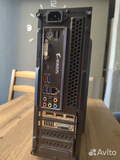 Игровой компьютер мини