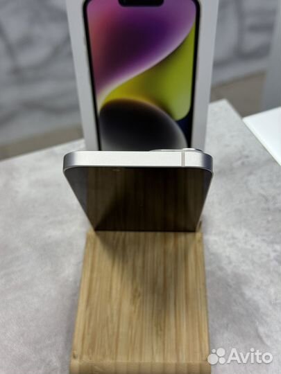 iPhone 14, 128 ГБ