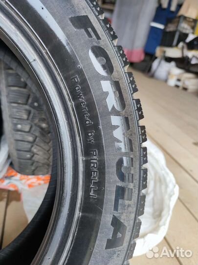 Pirelli Formula Ice 215/60 R17 100T