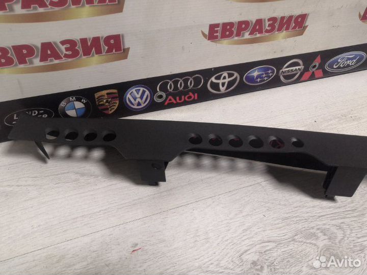 Накладка на порог задняя левая Audi A4 B8 cdhb
