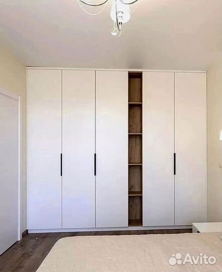 Шкаф распашной на заказ. Доставка и сборка