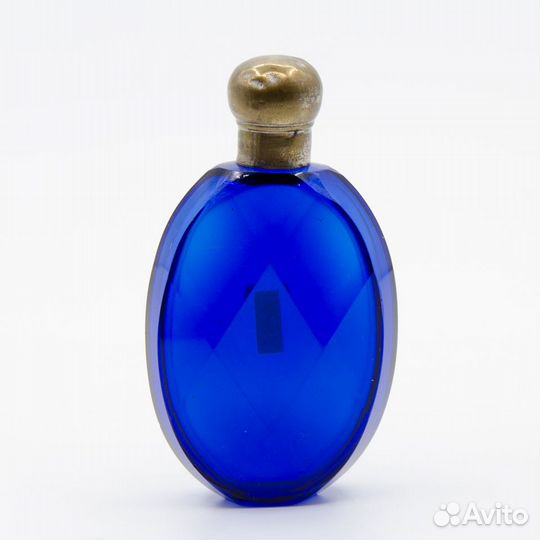 Антикварный флакон для духов из кобальтового стекл