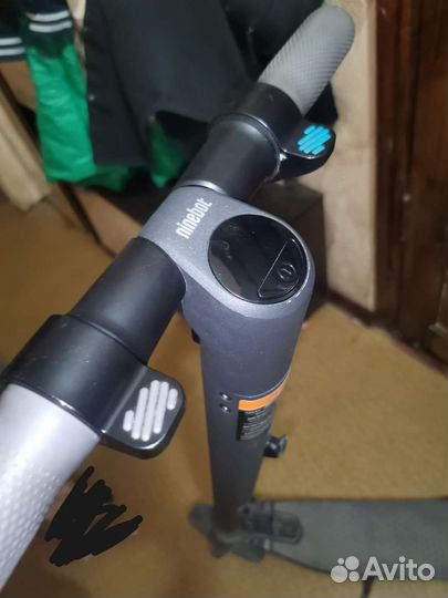 Электросамокат ninebot