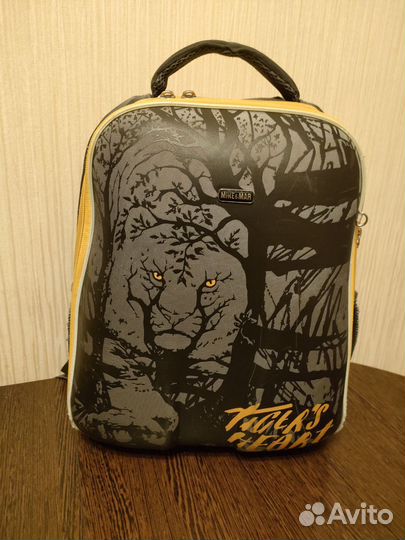 Школьный рюкзак