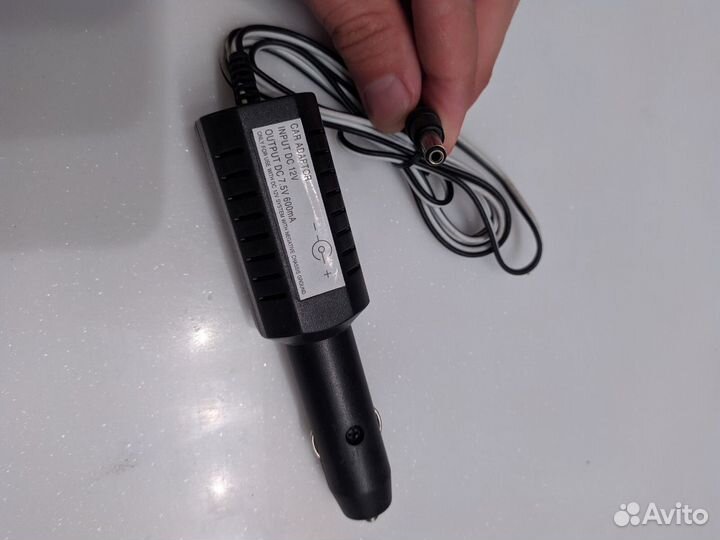 Зарядное устройство/блок питания от прикуривателя