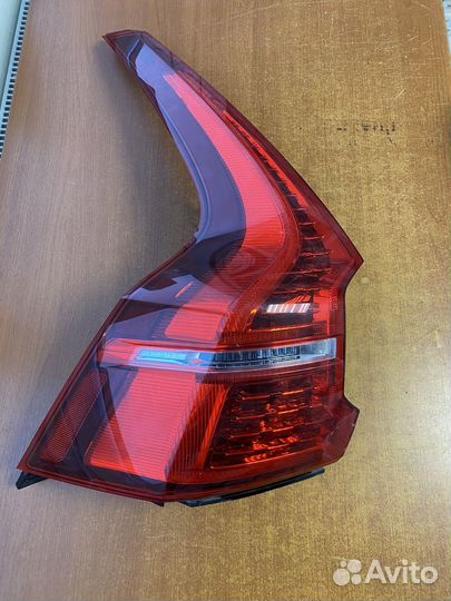 Задний левый фонарь Volvo XC60 2021г