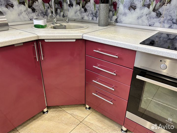 Кухонный гарнитур