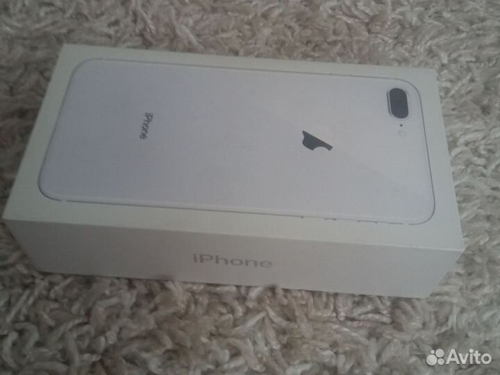 iPhone 8 Plus, 64 ГБ