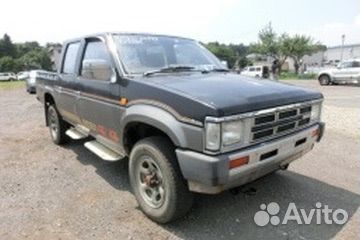 Фонари задние Nissan Datsun D21