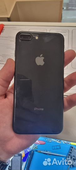 iPhone 8 Plus, 256 ГБ