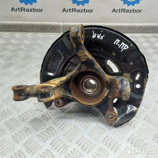 Кулак поворотный передний правый Toyota Yaris 2