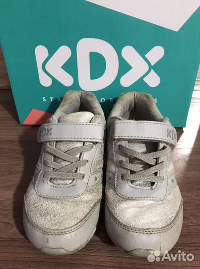 Кроссовки детские