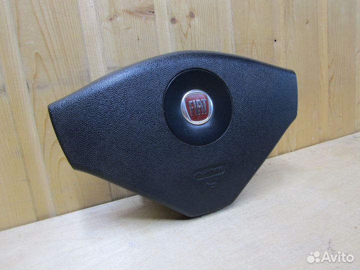 Подушка безопасности Air Bag в руль Fiat Albea