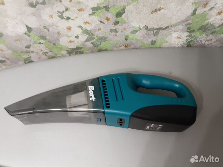 Пылесос автомобильный