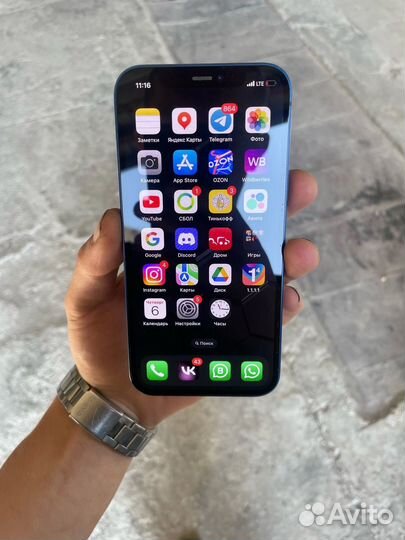 iPhone 12, 64 ГБ
