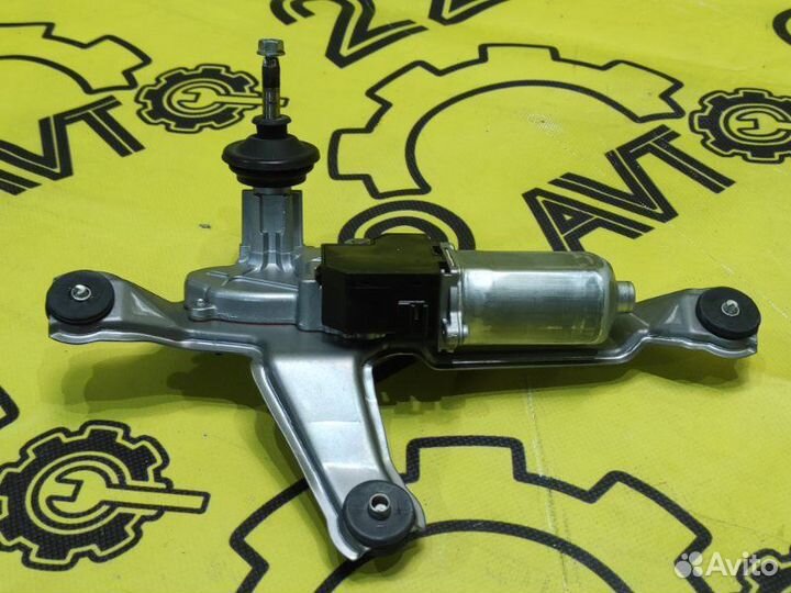 Моторчик заднего дворника Toyota Wish ZNE10 1ZZ-FE