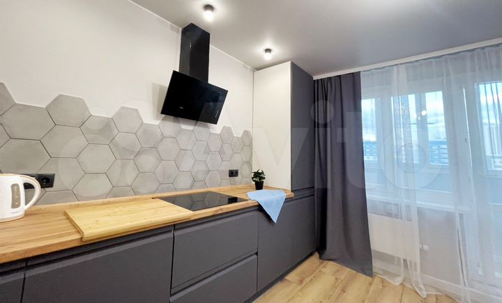 2-к. квартира, 75 м², 10/14 эт.