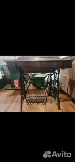 Швейная машина Singer