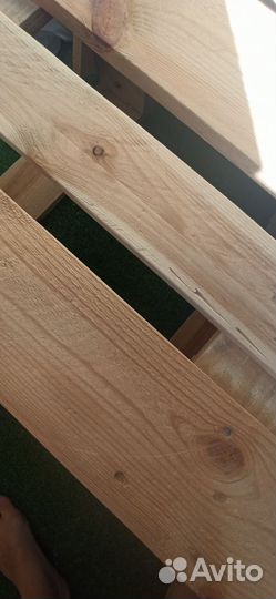 Лавка скамейка из поддонов