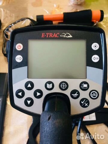 Металлоискатель Minelab E-trac