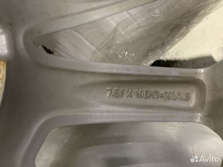 Диски на Range Rover Sport R19