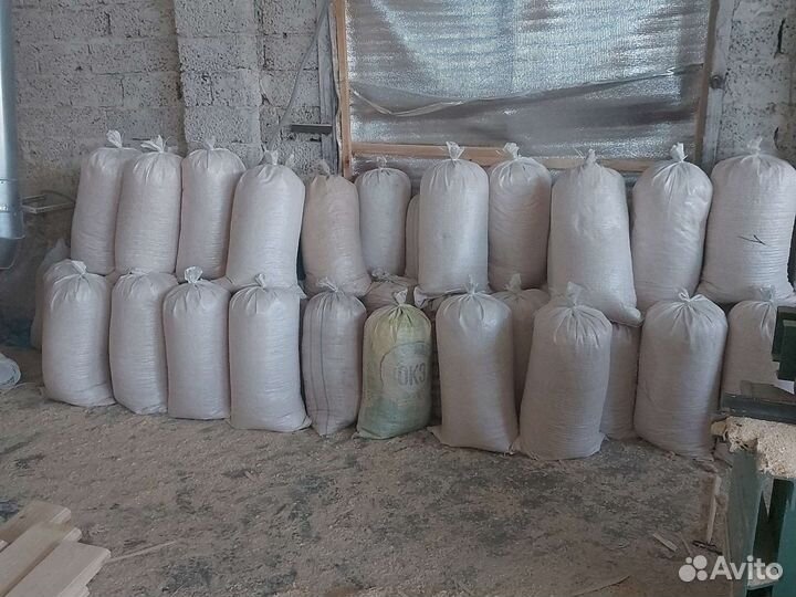 Стружка, опилки сухие в мешках