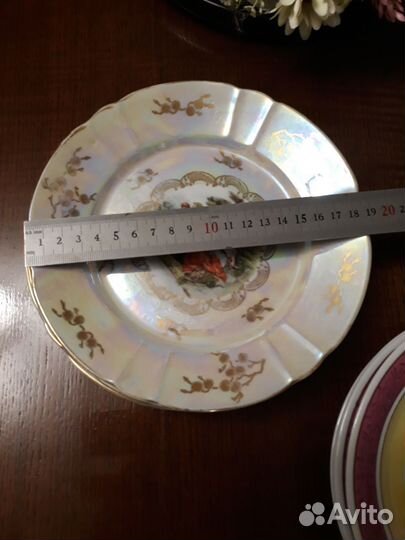 Тарелки от сервиза Мадонна