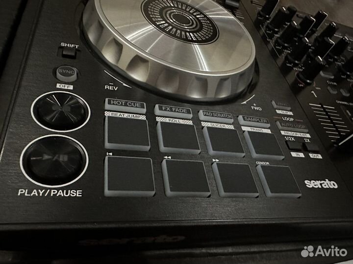 Dj контролер Pioneer DDJ-SB3