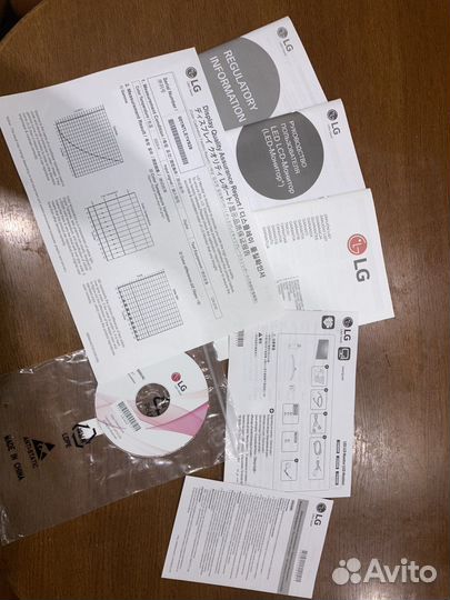 Монитор lg 22