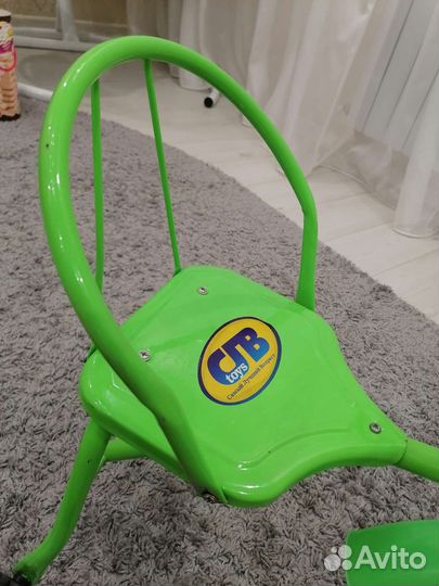 Трехколесный велосипед