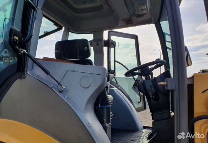 Экскаватор-погрузчик Bizon 777, 2023