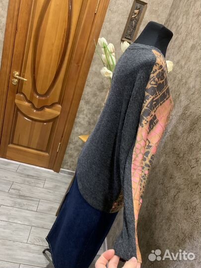 Блузка ассиметричная 46-48