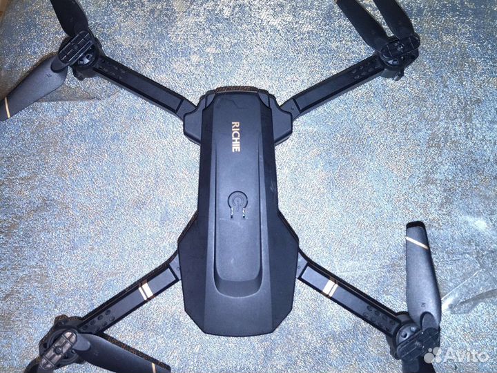 Гоночный квадрокоптер