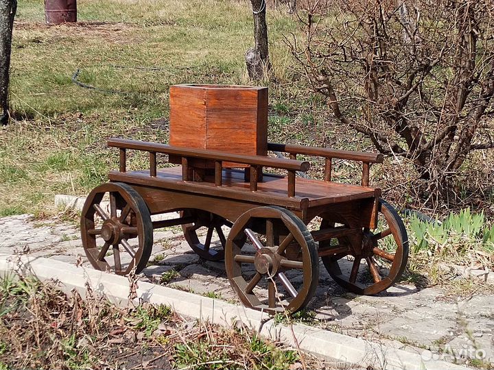 Телега из дерева